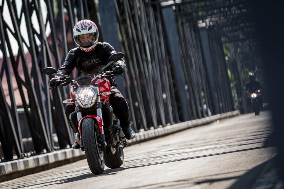 Ducati Monster 821 sap duoc ra mat tai VN voi gia khoang 400 trieu dong - 4