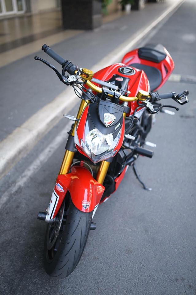 Ducati StreetFighter kieu hanh tai dat Sai Gon - 23