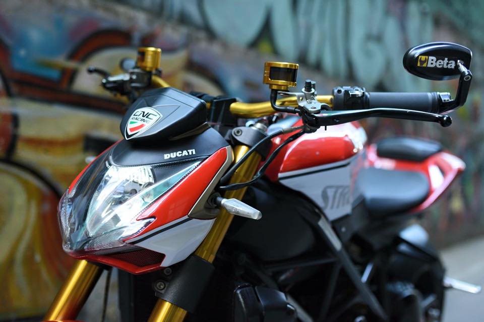 Ducati StreetFighter kieu hanh tai dat Sai Gon - 6
