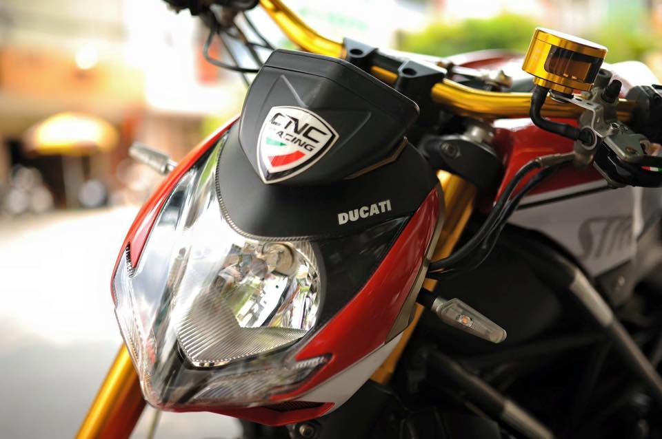 Ducati StreetFighter kieu hanh tai dat Sai Gon - 8