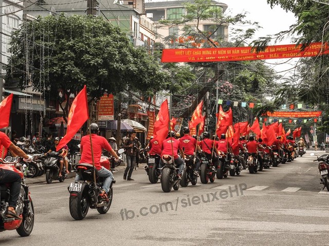 Hang chuc xe mo to PKL tham gia dieu hanh o Hai Phong - 2