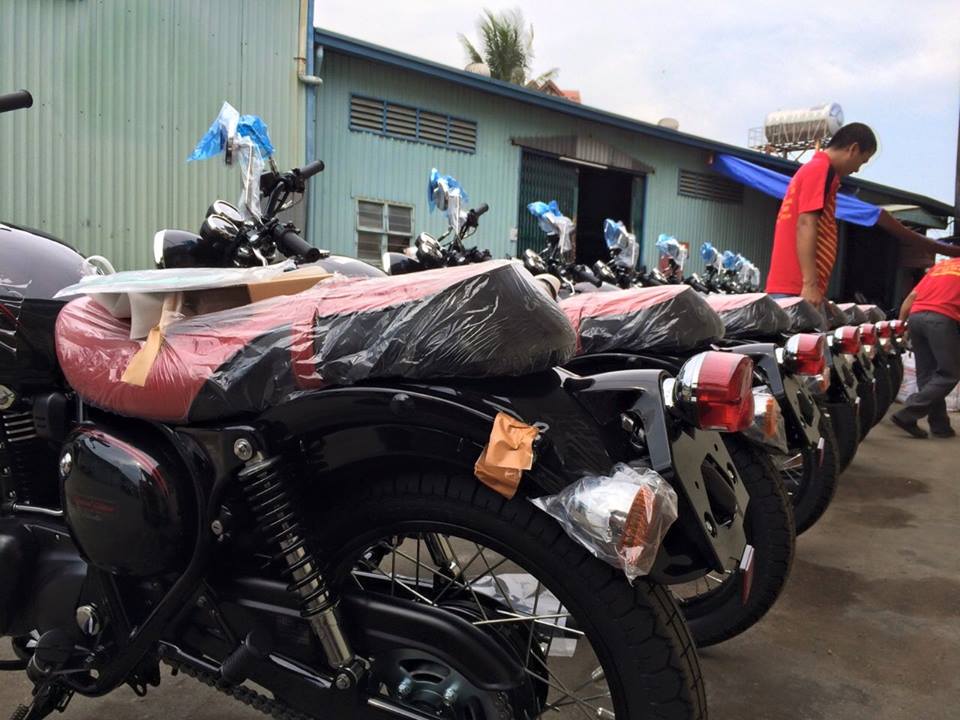 Kawasaki Estrella 250 2015 dong mo to co dien xuat hien tai Ha Noi - 3