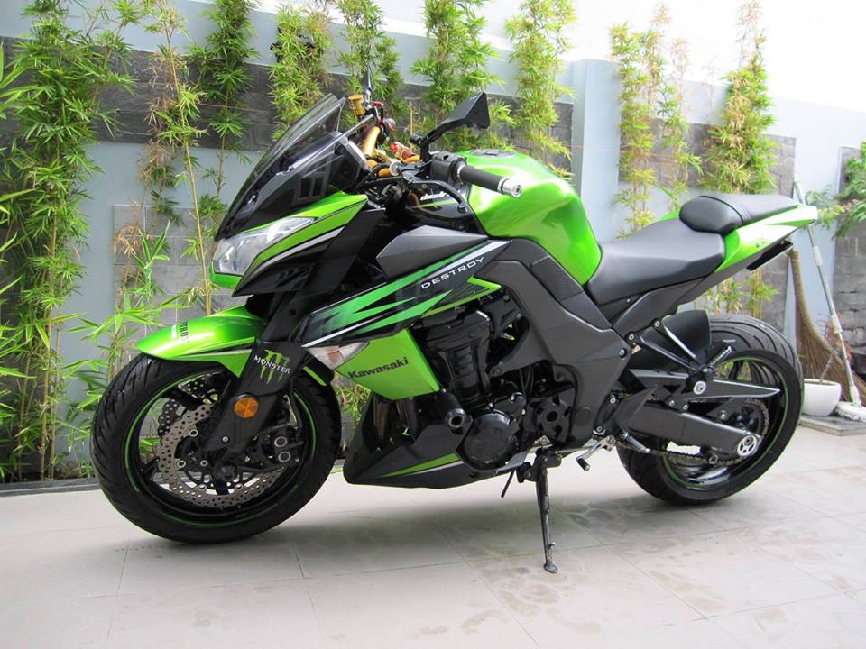 Kawasaki Z1000 do day phong cach cua biker Viet