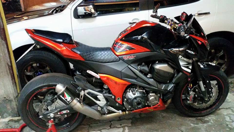 Kawasaki Z800 phien ban do full do choi tai Thai