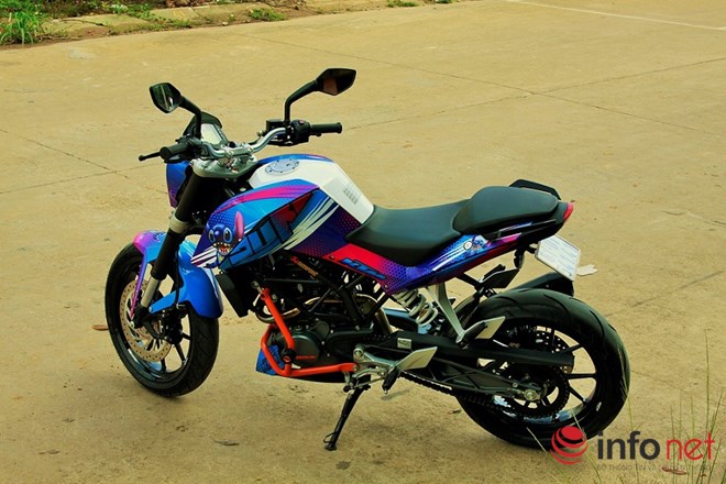 KTM Duke 125 do cuc doc voi phien ban Stitch cua biker Binh Duong - 10