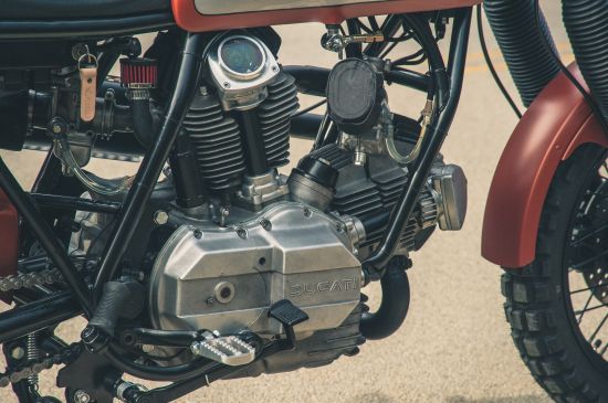 Super Scrambler su thang hoa bat nguon tu chiec Ducati GT860 - 4