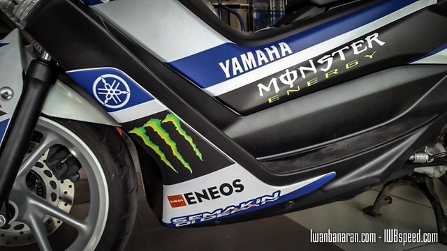 Yamaha NMAX 150 phien ban Movistar MotoGP - 4