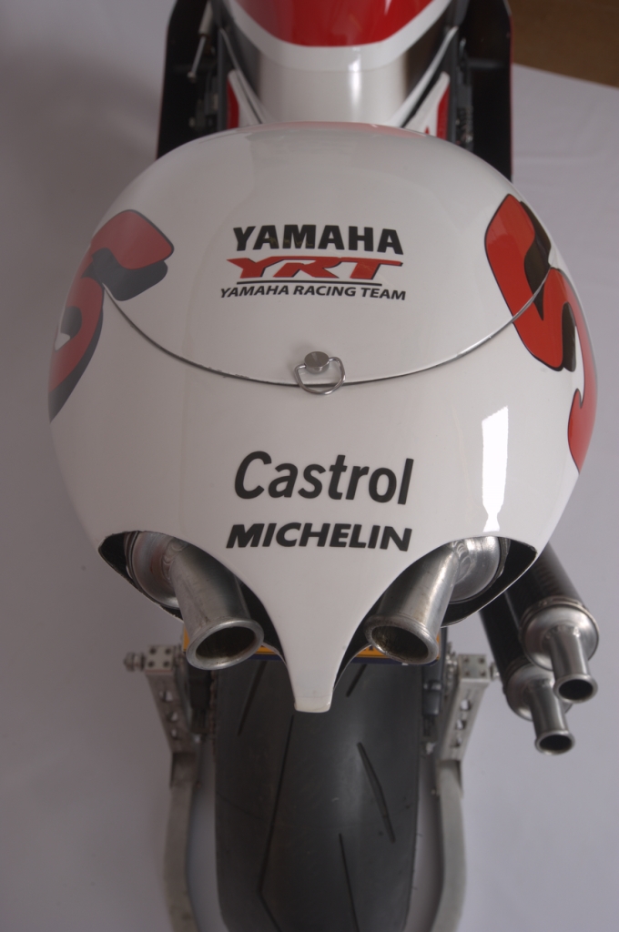 Yamaha YZR 500cc xe 2 thi danh cho dan me toc do - 14
