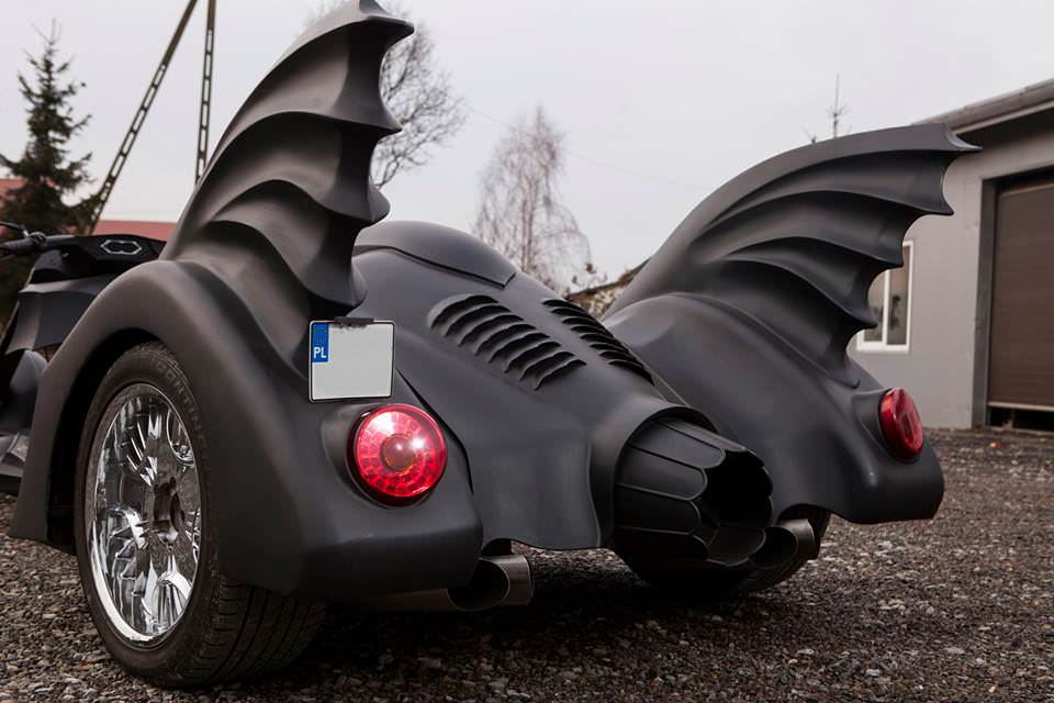 Batmobile xe do phong cach Batman sieu doc dao - 3