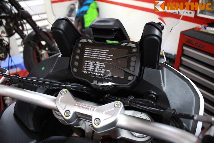 Can canh Ducati Multistrada 2015 dau tien tai Viet Nam - 4