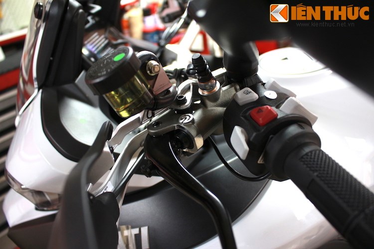 Can canh Ducati Multistrada 2015 dau tien tai Viet Nam - 6
