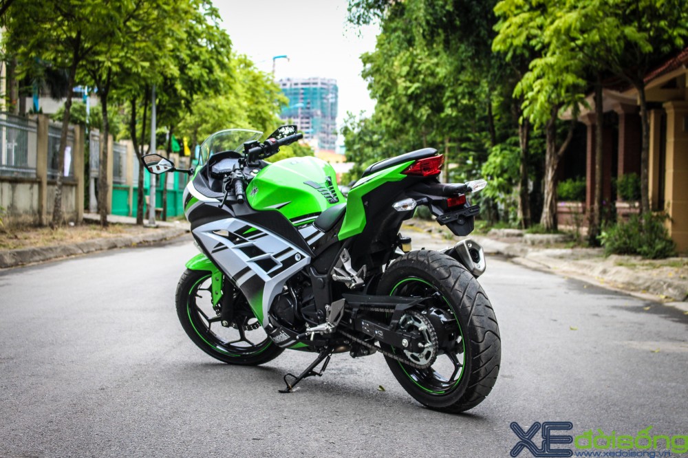 Can canh mau Sportbike chinh hang gia re nhat den tu Kawasaki - 14