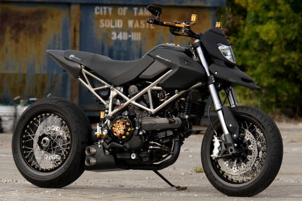 Ducati Hypermotard cung cap voi ban do tu C2 Design - 10