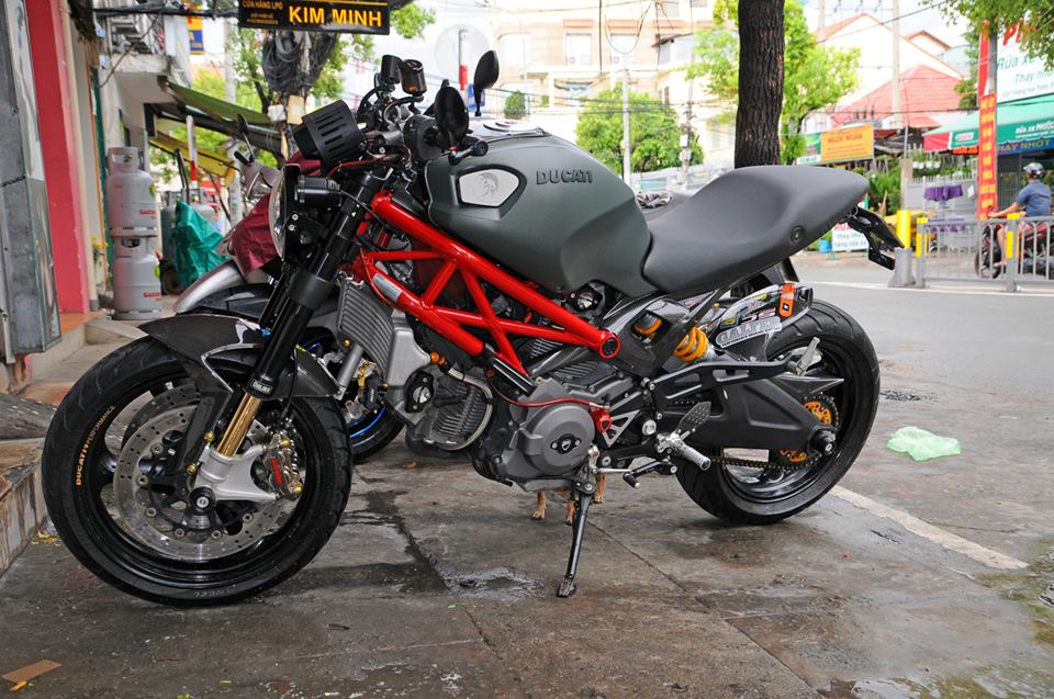 Ducati Monster 795 do sieu ngau tai Sai Gon - 2