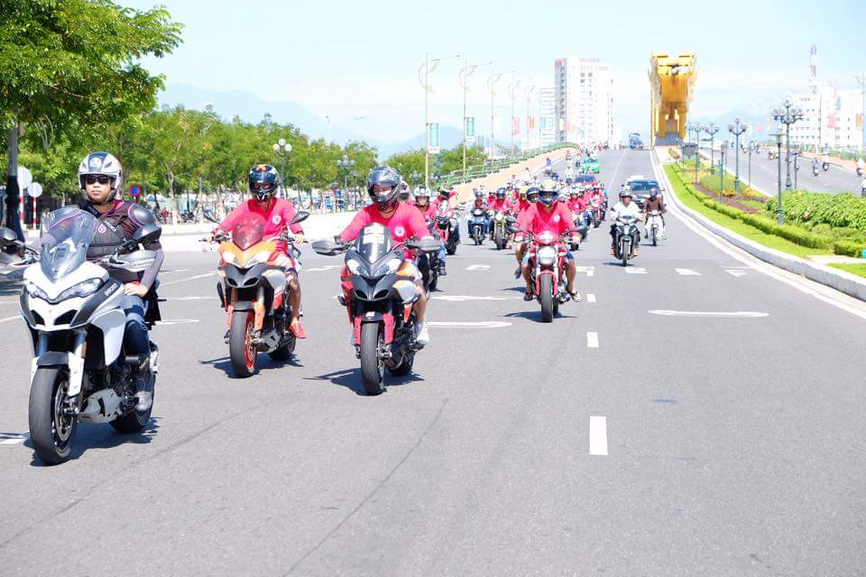 Ducati Viet Nam dieu hanh mung dai hoi mo to Da Nang - 3