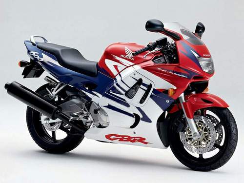 Honda CBR600 do nakedbike doc dao cua biker Sai Gon - 2