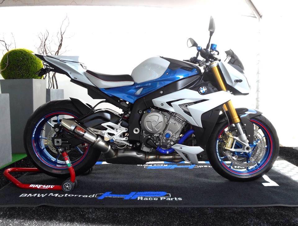 BMW S1000R chiec Nakedbike do cung cap day uy luc - 9