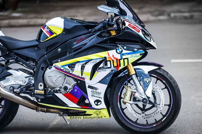 BMW S1000RR 2014 son tem voi hoa tiet dom lua - 3