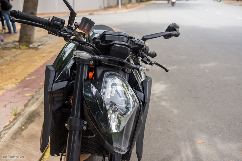 Cam nhan KTM 1290 Super Duke R 2015 de gan de lai - 16