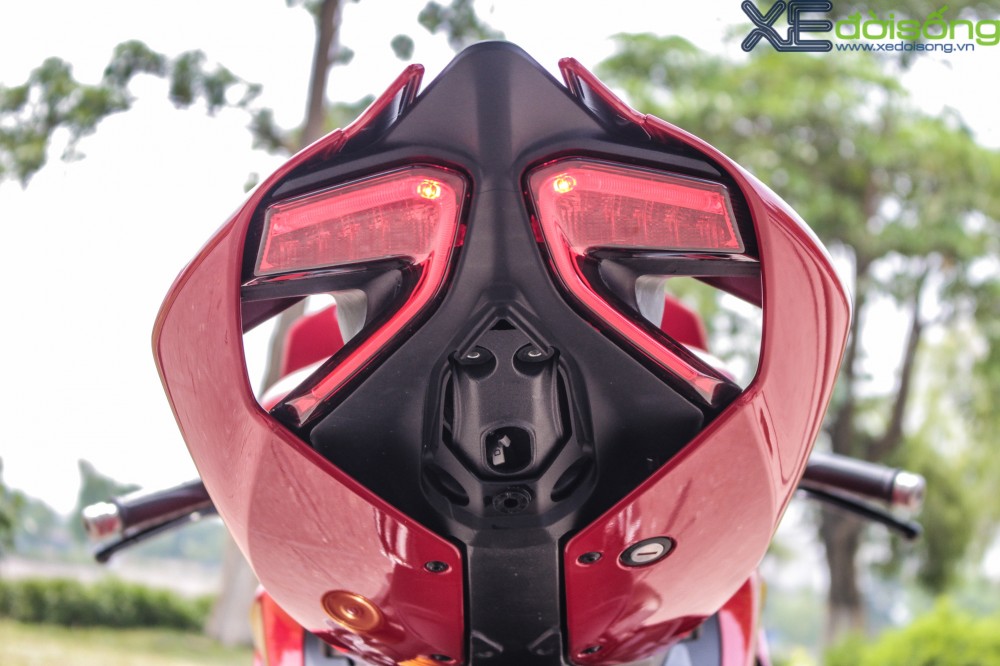 Can canh Ducati 1299 Panigale S dau tien tai Viet Nam voi gia 1 ty dong - 11