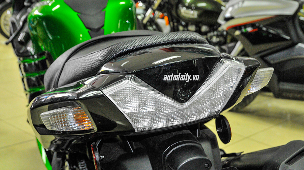 Can canh sieu xe Kawasaki Ninja ZX14R ABS 2015 tai Ha Noi - 8