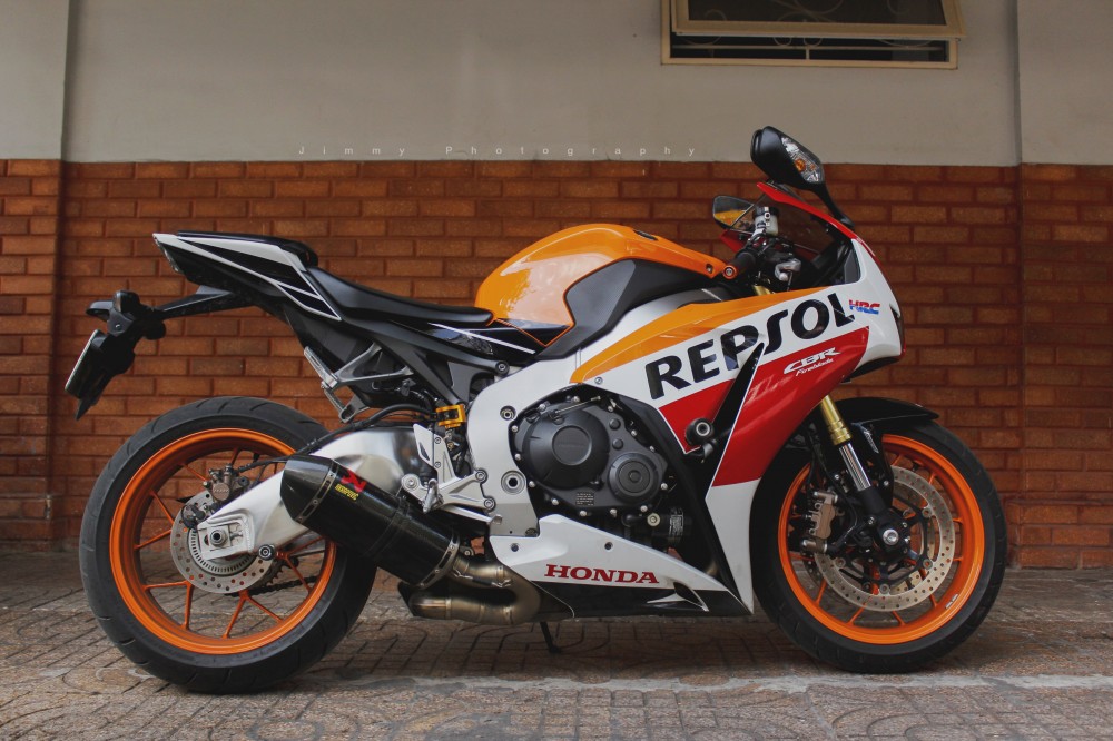 600503 112 Mô Hình Xe Moto Honda CBR1000RR Repsol