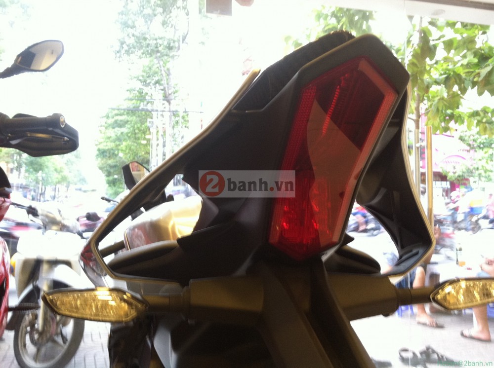 Hinh anh va clip sieu moto Yamaha R1M tai Sai Gon - 14