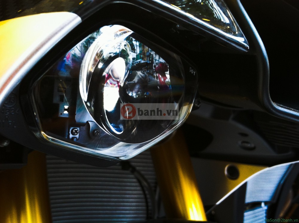 Hinh anh va clip sieu moto Yamaha R1M tai Sai Gon - 22