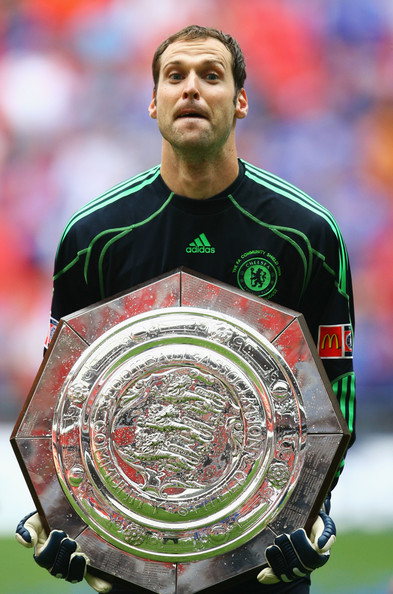 Nhung dau moc vang son cua Petr Cech trong mau ao Chelsea - 10