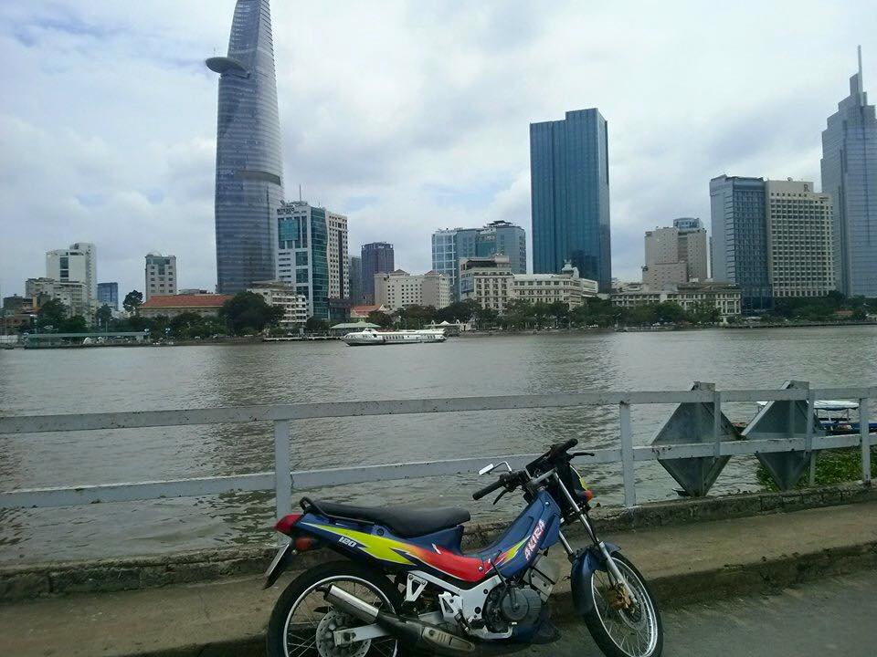 Suzuki Akira đẹp và chất như quả đất | 2banh.vn