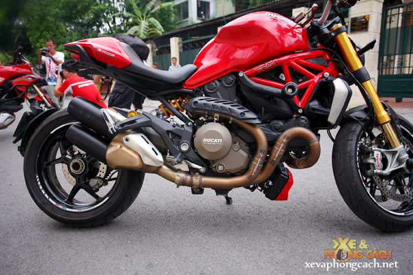 Ducati Monster 1200S cua thanh vien CLB Ducati Ha Noi - 9