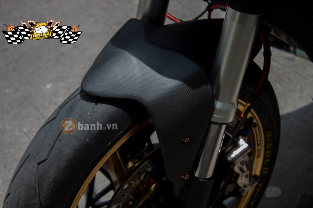 Ducati Monster 821 dau tien do cuc khung tren dat Thai - 6