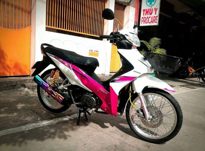 Honda Wave phien ban trang hong - 4