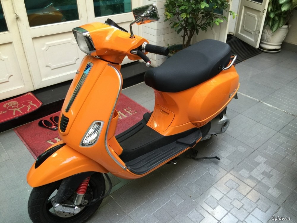 Vespa lx 125 3v 2013  Technical Data Information Price and Photos