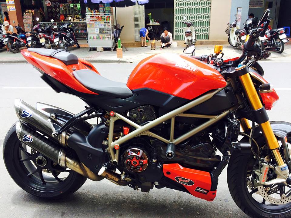 DUCATI STREETFIGHTER 1098S HQCN CAN BAN - 7