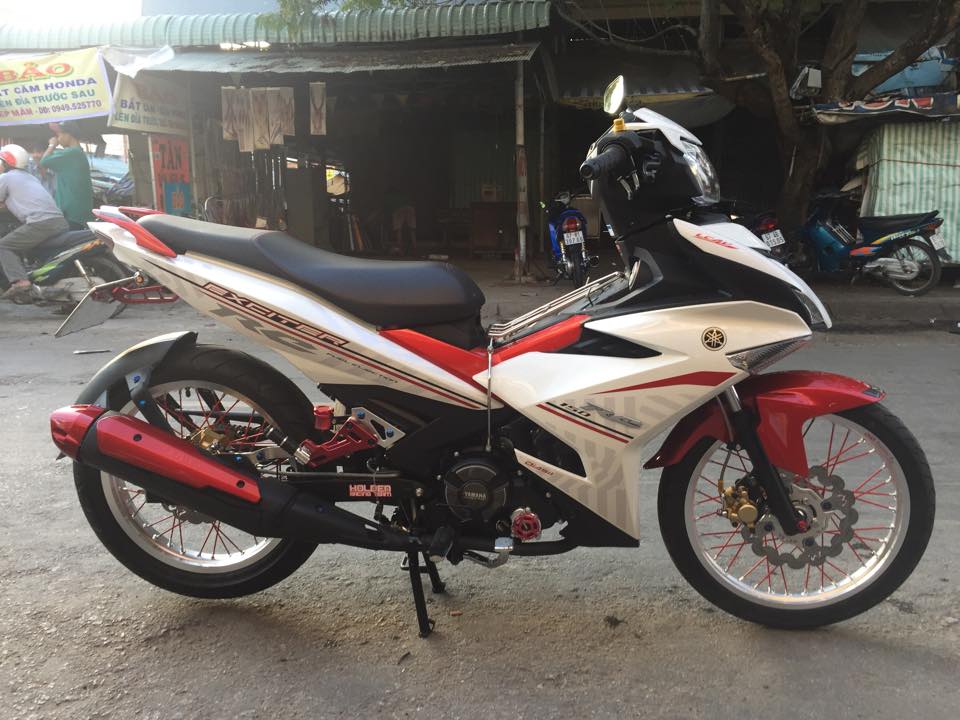 Exciter 150RC do banh cam nhe nhang