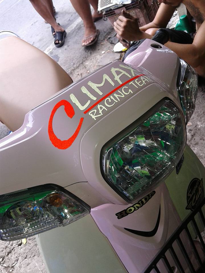 Honda cup phien ban do kieng long lanh - 4