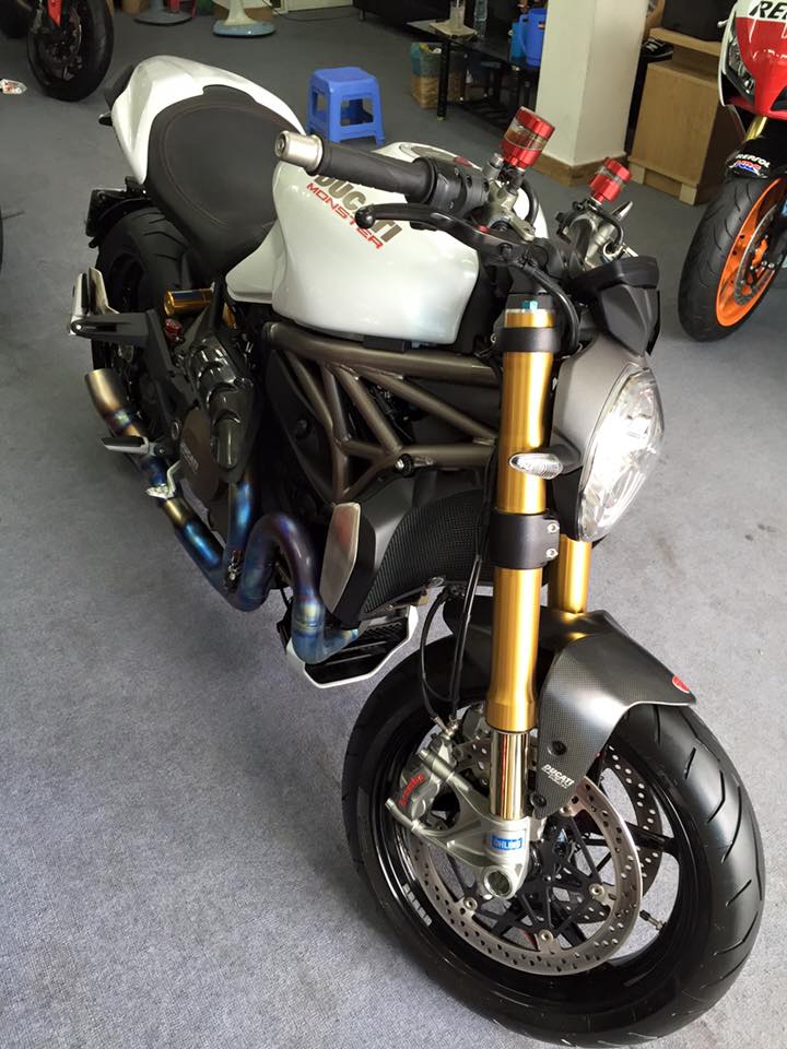 Motor Ken xe cu Ducati Monster 1200 date 2015 trang tinh khiet - 3