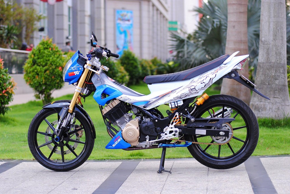 Suzuki Satria F do day dam me va nhiet huyet cua biker Viet