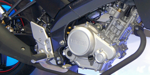 Yamaha MT15 van su dung cam don SOHC - 2