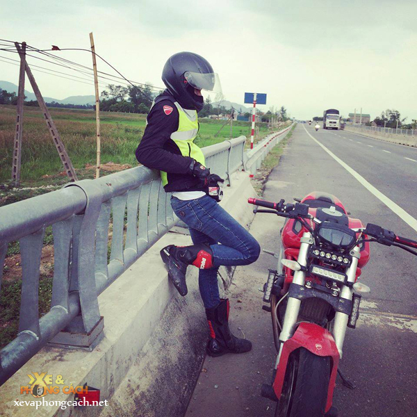 Cam nhan cua biker 8X ve nguoi tinh Ducati Monster 795 - 3