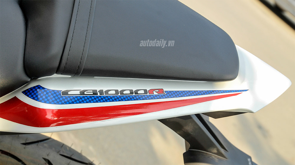 Can canh Honda CB1000R ABS 2015 gia hon 400 trieu tai Ha Noi - 16