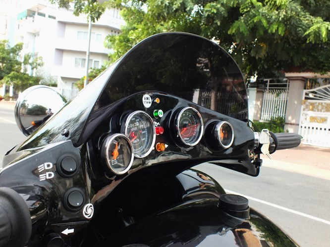 Honda Shadow 600 xe do kich doc cua biker Viet duoc len bao Tay - 10