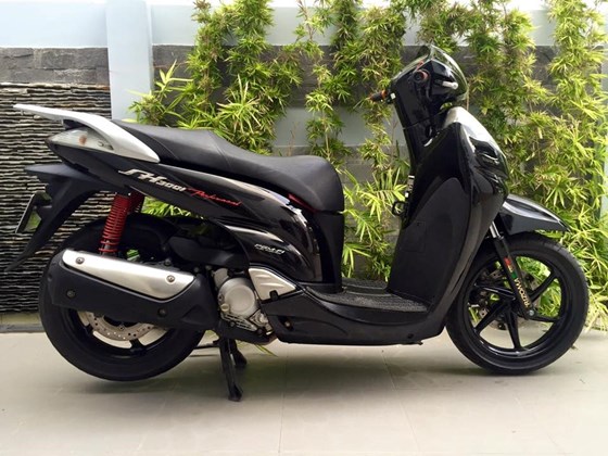 Tem xe SH 300i  thiết kế xám nhôm xước