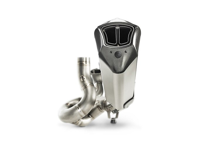 Chi tiet po Akrapovic Titanium moi danh cho Ducati Multistrada 1200 - 3