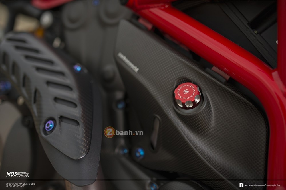 Ducati Monster 1200S do chat lu ben canh co nang ca tinh - 8