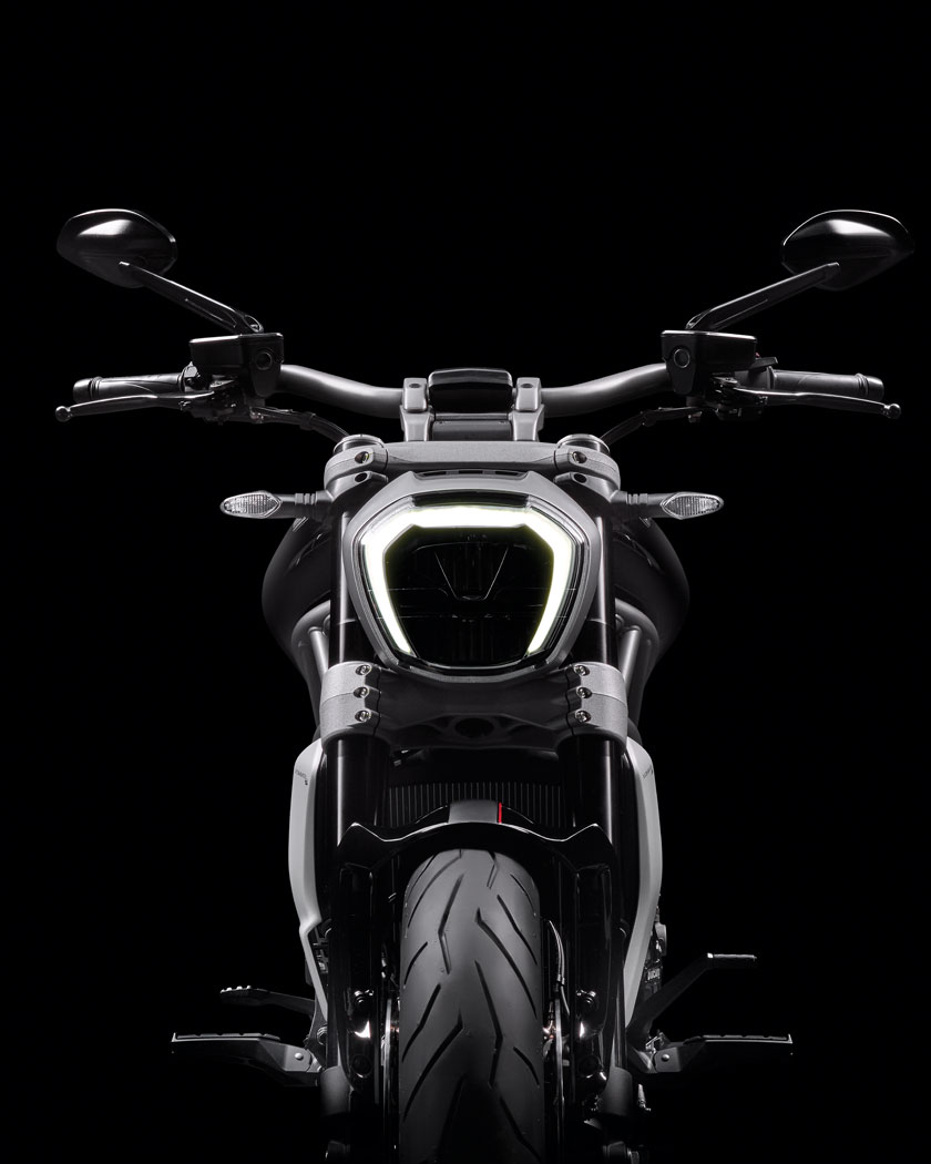 Ducati X Diavel chinh thuc ra mat tai EICMA 2015 - 10