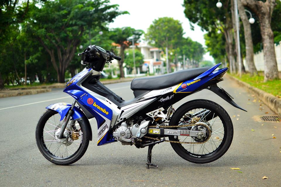 Exciter 135 độ đi lùi thời đại trên đất Việt của biker Đà Nẵng