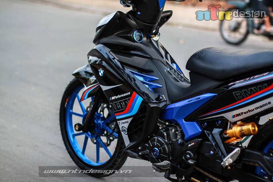 Yamaha exciter phien ban BMW MPerformance s135rr - 4