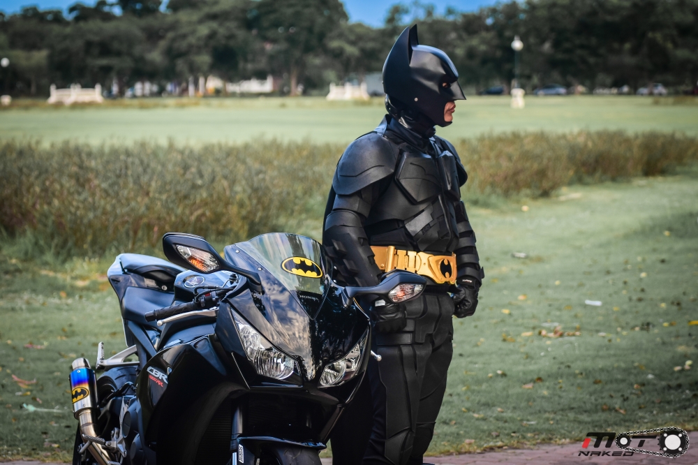 Honda CBR1000RR va Batman trong bo anh dep den tu Thai - 8